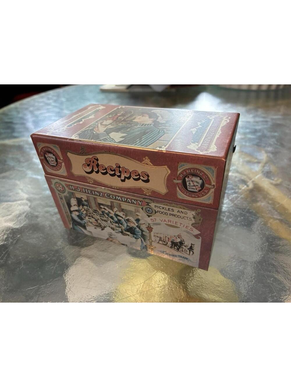 H. J. Heinz Company Tin Recipe Box -  Antique / Vintage - HJ Heinz Co
